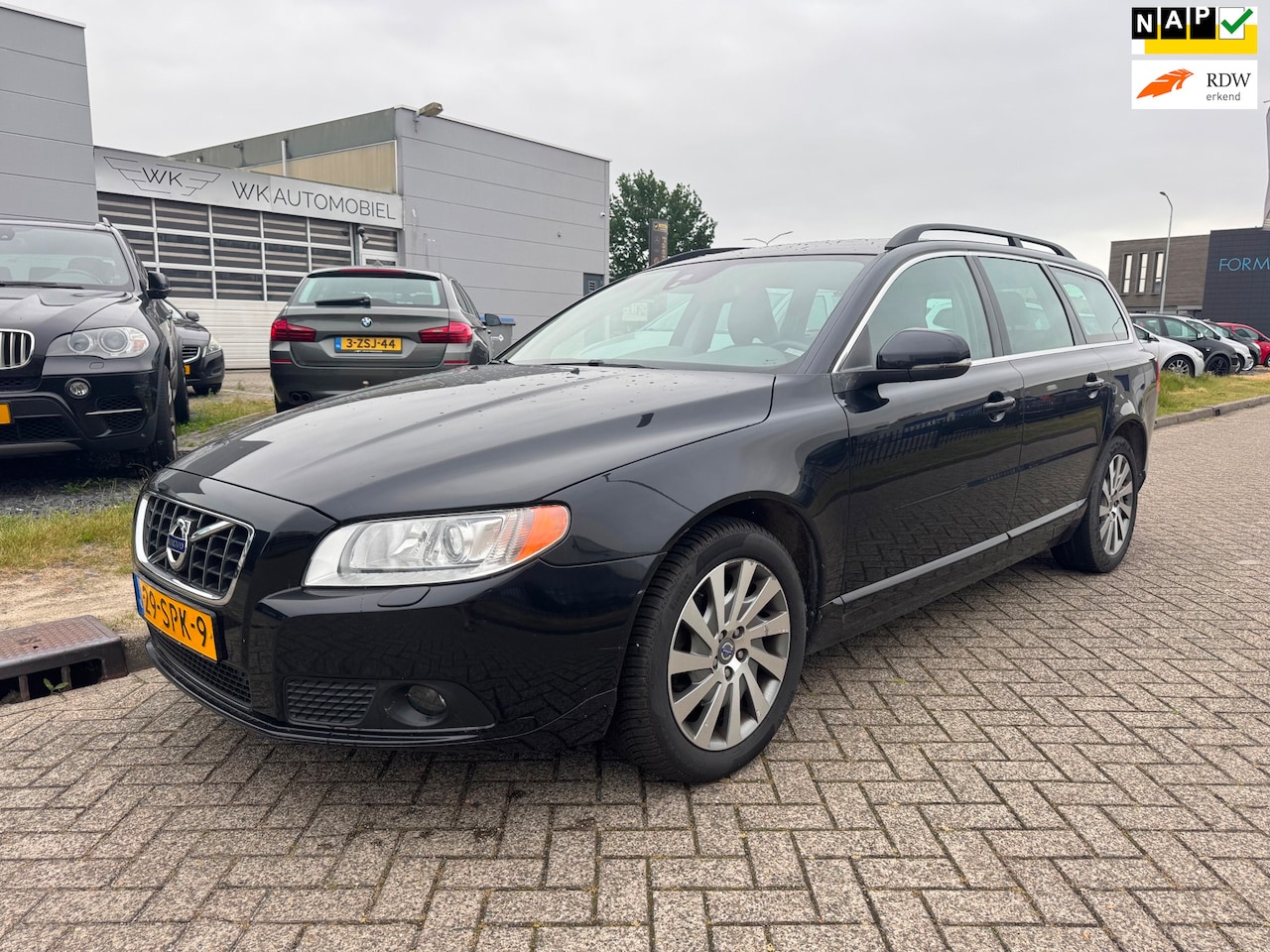 Volvo V70 - 1.6 T4 Limited Edition Garantie - AutoWereld.nl