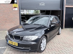 BMW 1-serie - 116i Executive Automaat Airco Parkeer sensoren