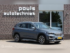 BMW X1 - xDrive25e High Exe, trekhaak, head up, pano