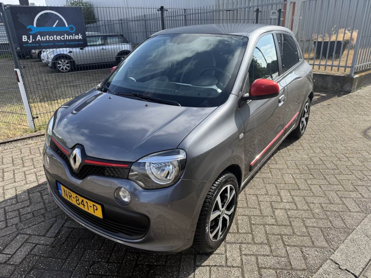 Renault Twingo - 1.0 SCe Collection 5 drs Airco IZGST !! - AutoWereld.nl