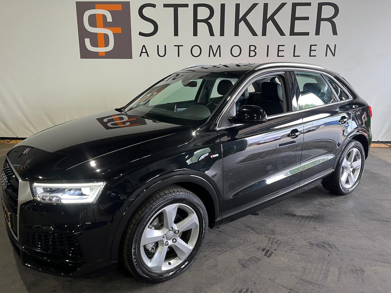Audi Q3 - 1.4 TFSI CoD Sport S Line Edition 1.4 TFSI CoD Sport S Line Edition - AutoWereld.nl