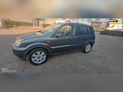 Ford Fusion - 1.4-16V Futura (((( nette strakke auto , rijdt prima ))))