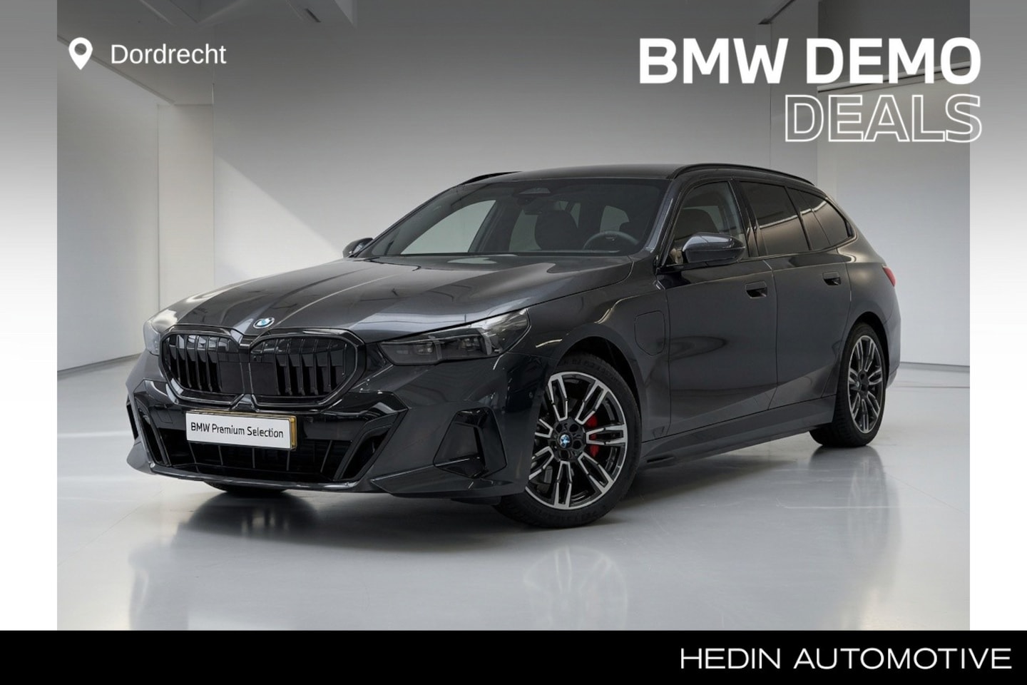 BMW 5-serie Touring - 530e M Sport Edition | 20" | Trekhaak | Driving Assistant Plus | Harman Kardon | Nu 67.895 - AutoWereld.nl