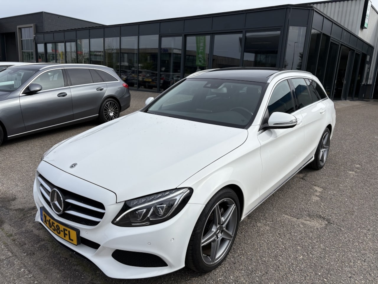 Mercedes-Benz C-klasse Estate - 180 Sport Edition Premium Panodak - AutoWereld.nl