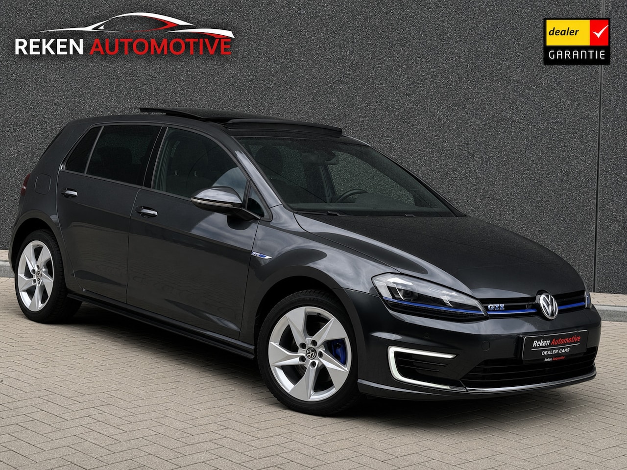Volkswagen Golf - TSI GTE Plug-in Hybrid Pano CarPlay Navi Cruise - AutoWereld.nl