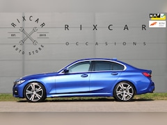 BMW 3-serie - 320i HighExecutive M-Sport Carplay HiFi Sfeerverlichting PortimaoBlue Camera