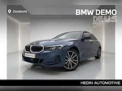 BMW 3-serie - 320i Sedan | Active Cruise Controle | Trekhaak | Sportstoelen | Leder | Innovation Pack |