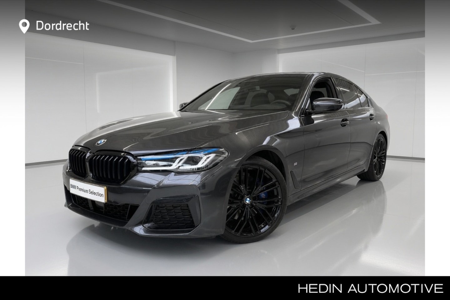 BMW 5-serie - 530i High Exec. | M-Sport | KeyLess | Pano Dak | Trekhaak | Comf Stoelen | Shadow Line | H - AutoWereld.nl