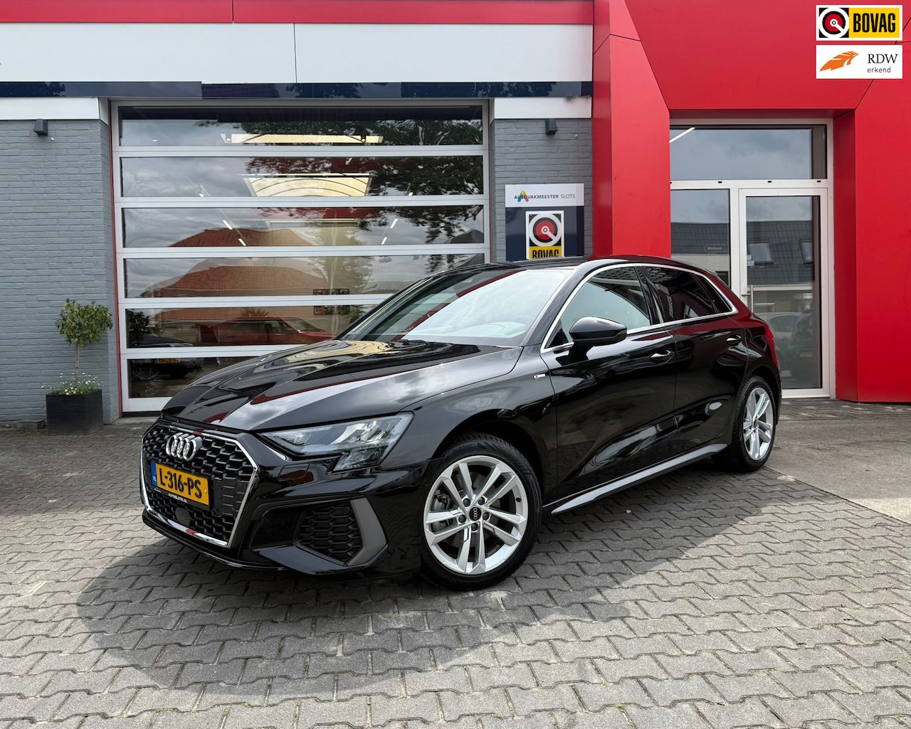 Audi A3 Sportback - 35 TFSI S edition 35 TFSI S edition - AutoWereld.nl