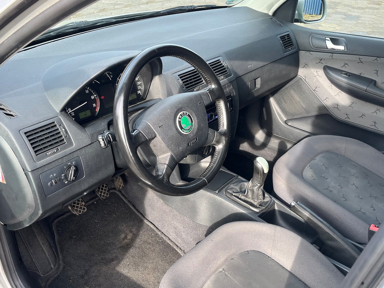 Skoda Fabia Combi - 2.0 Elegance+