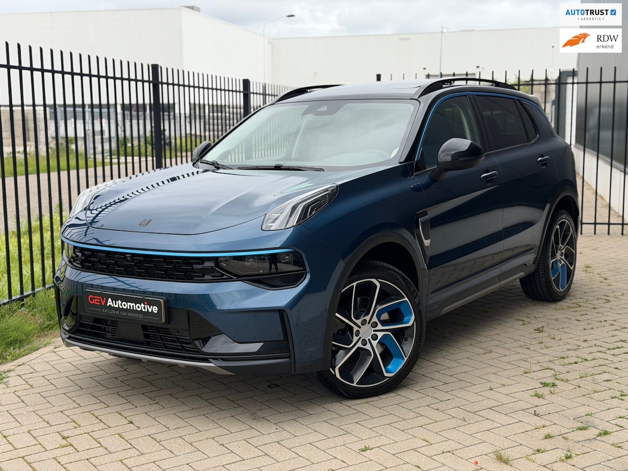 Lynk & Co 01 - 1.5 Panorama Infinity Sound 360* Camera Carplay Cruise - AutoWereld.nl