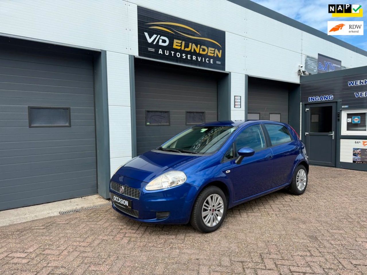 Fiat Grande Punto - 1.4 Edizione Lusso nieuwe apk + beurt - AutoWereld.nl