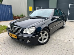 Mercedes-Benz C-klasse - 220 CDI Avantgarde Nieuwstaat Automaat