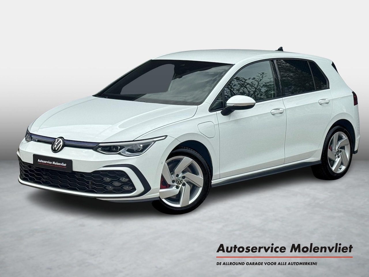 Volkswagen Golf - 1.4 eHybrid GTE I INCL. € 850,00 AFL.KOSTEN + BOVAG GARANTIE - AutoWereld.nl