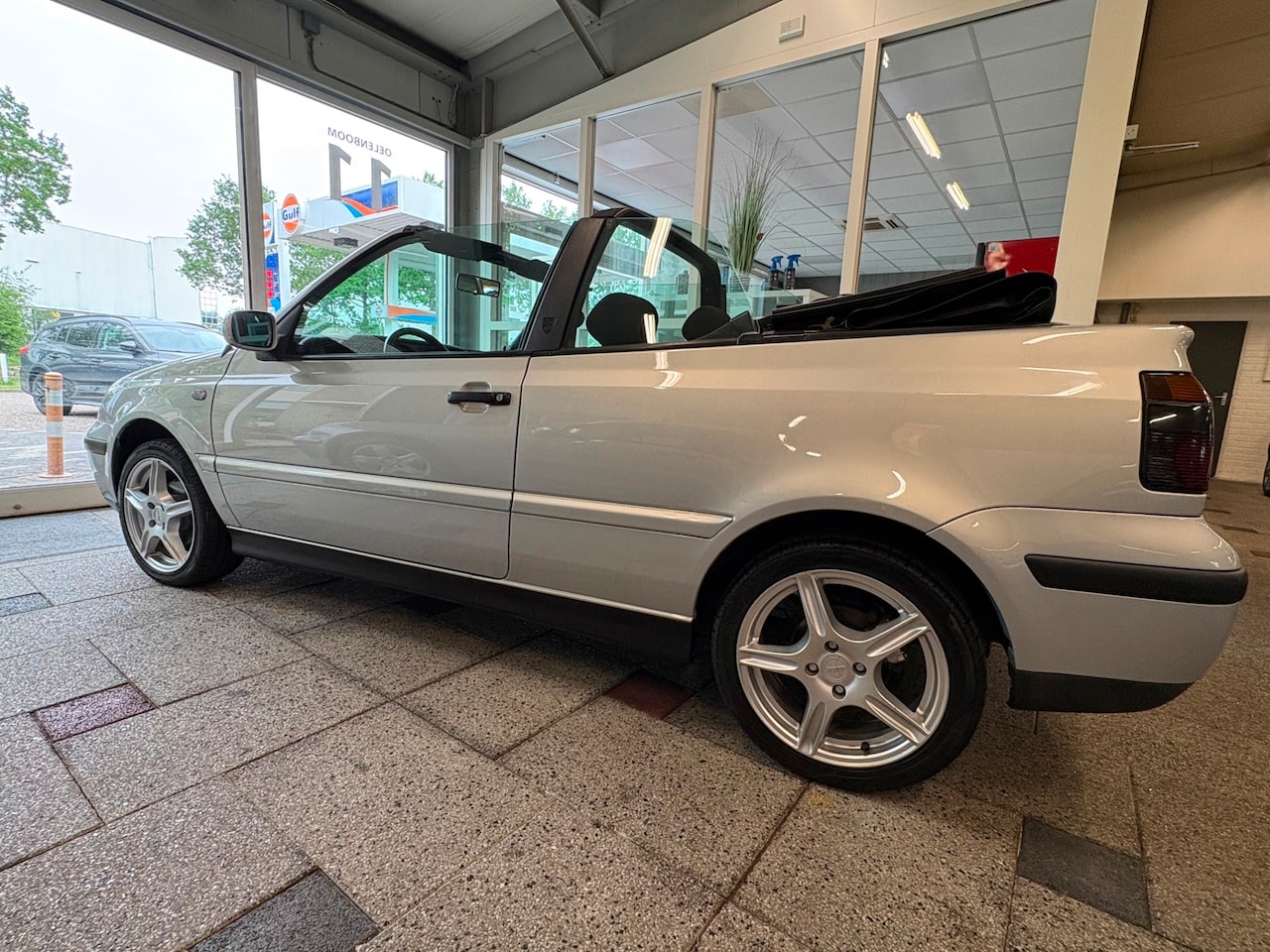 Volkswagen Golf Cabriolet - 1.8 Trendline 1.8 Trendline - AutoWereld.nl