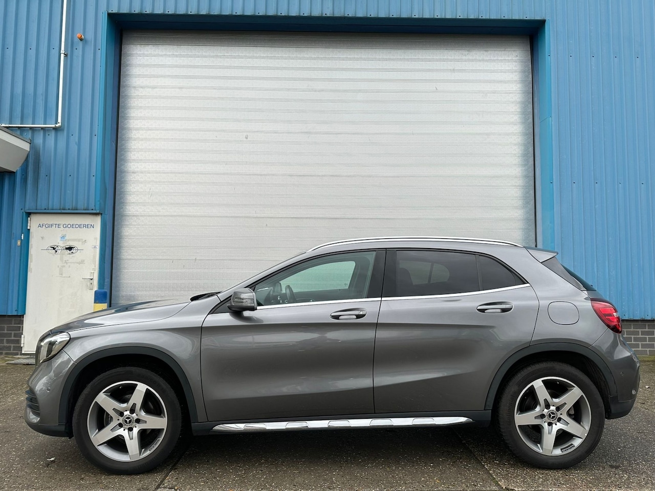 Mercedes-Benz GLA-Klasse - 200 Premium Plus AMG LINE!! - AutoWereld.nl