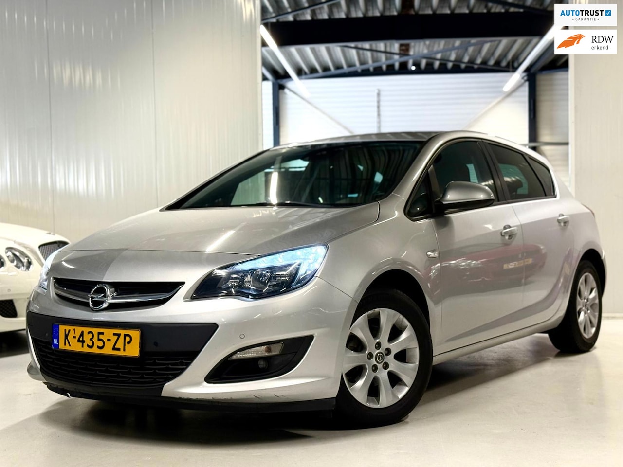 Opel Astra - 1.4 Turbo 120PK Sport + Navi|Stoelverw. Trekhaak! - AutoWereld.nl