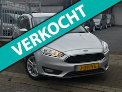 Ford Focus Wagon - 1.0 Businnes | NWE D-Riem | Luxe uitvoering | 16” LMV | Navigatie |
