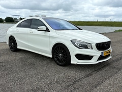 Mercedes-Benz CLA-Klasse - 200 Ambition/Pano/Ecc/Amg/Dealer auto