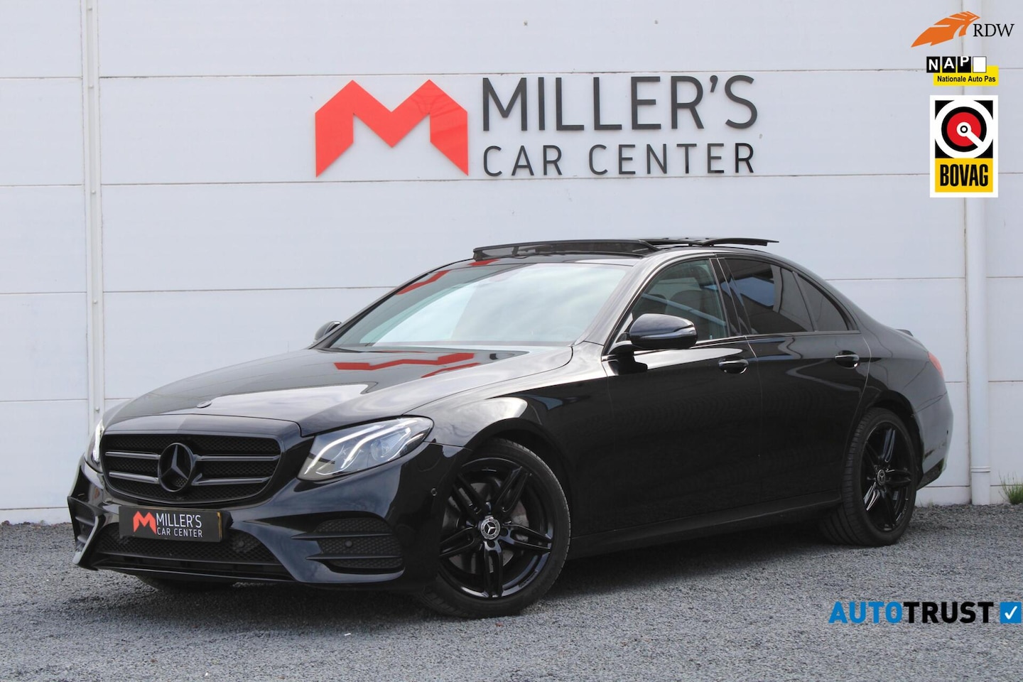 Mercedes-Benz E-klasse - 200 Business Solution AMG Pano Sfeerverlichting - AutoWereld.nl