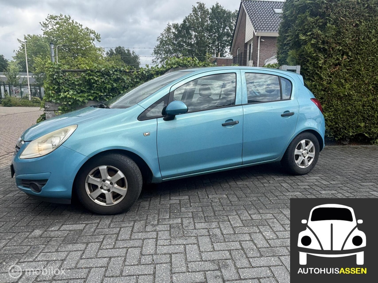 Opel Corsa - 1.2-16V '111' Edition 1.2-16V '111' Edition - AutoWereld.nl