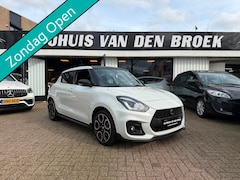 Suzuki Swift - 1.4 Sport 140Pk|Xenon|Navi|Cruise|Carplay|Led|Full Option|Camera|Stoelverw|Nw Apk