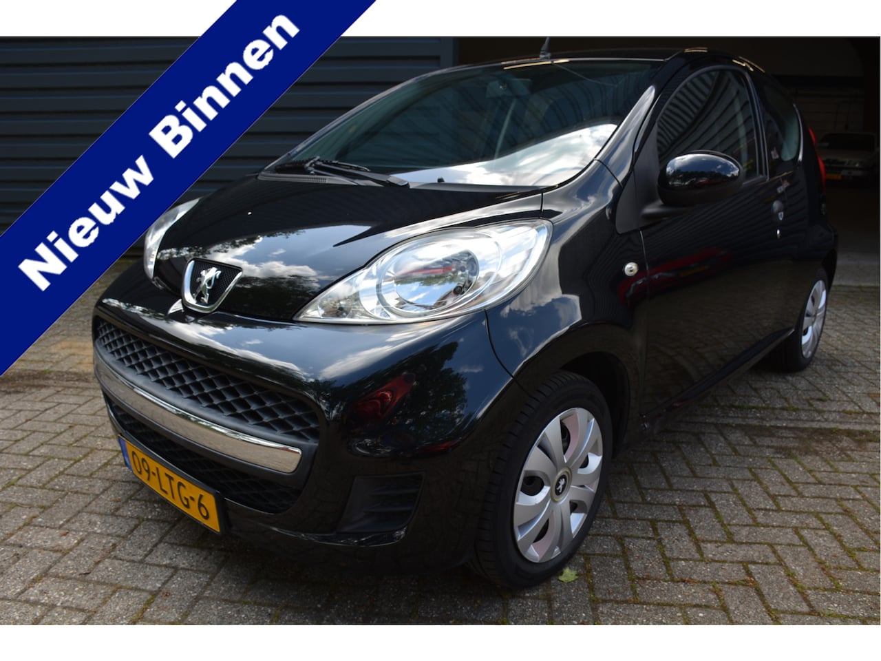 Peugeot 107 - 1.0-12V XR 1.0-12V XR - AutoWereld.nl
