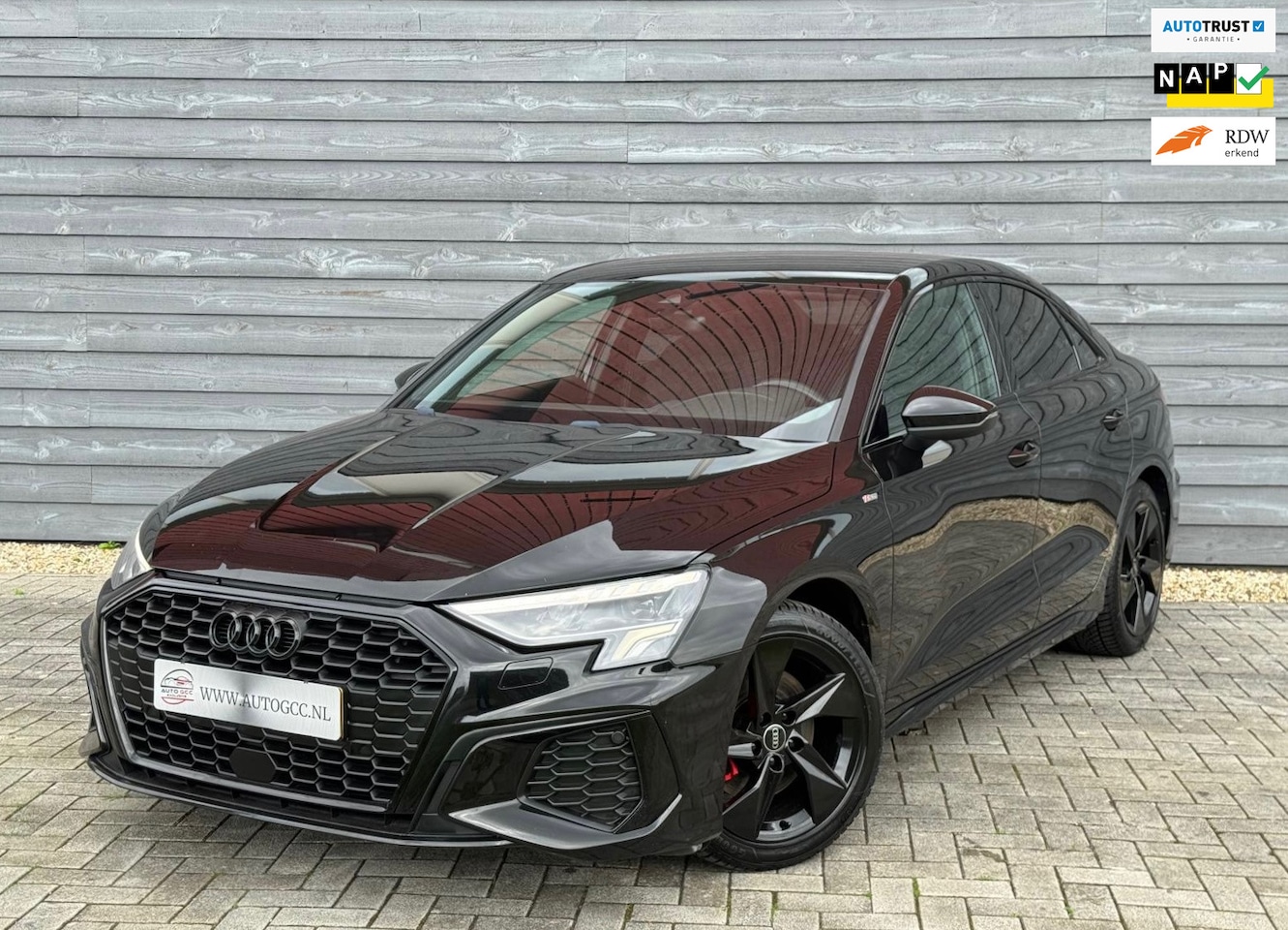 Audi A3 Limousine - 35 TFSI S EDITION AUTOMAAT VIRTUAL NAP BLACKPACK - AutoWereld.nl