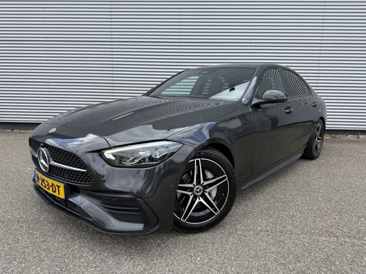 Mercedes-Benz C-klasse - 180 AMG Line NAP BTW Dealer OH Automaat 1e Eigenaar Sfeer Camera - AutoWereld.nl