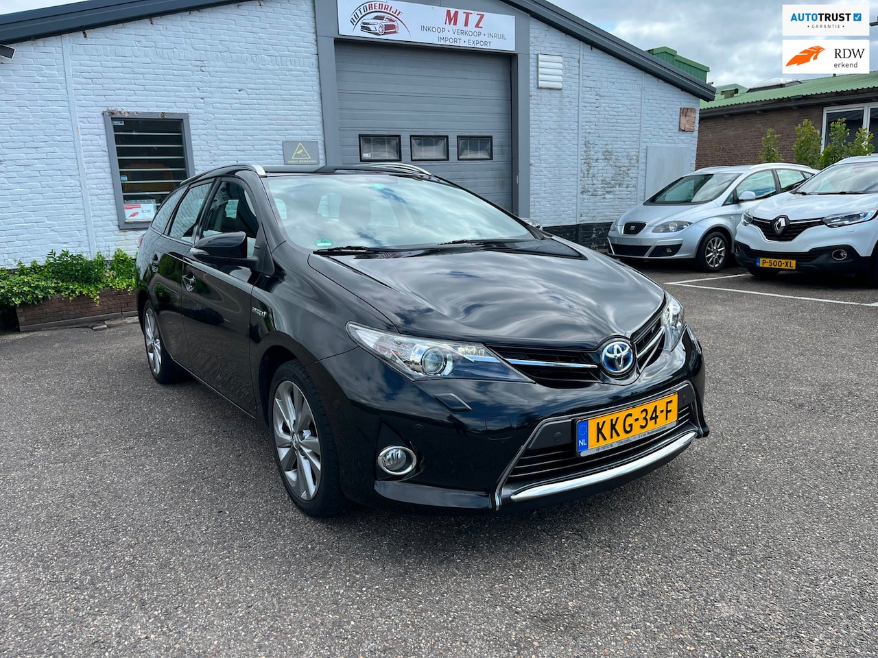 Toyota Auris Touring Sports - 1.8 Hybrid Executive| 6 MND GARANTIE | DEALER OH | AUTO PARK| ZEER NETTE STAAT - AutoWereld.nl