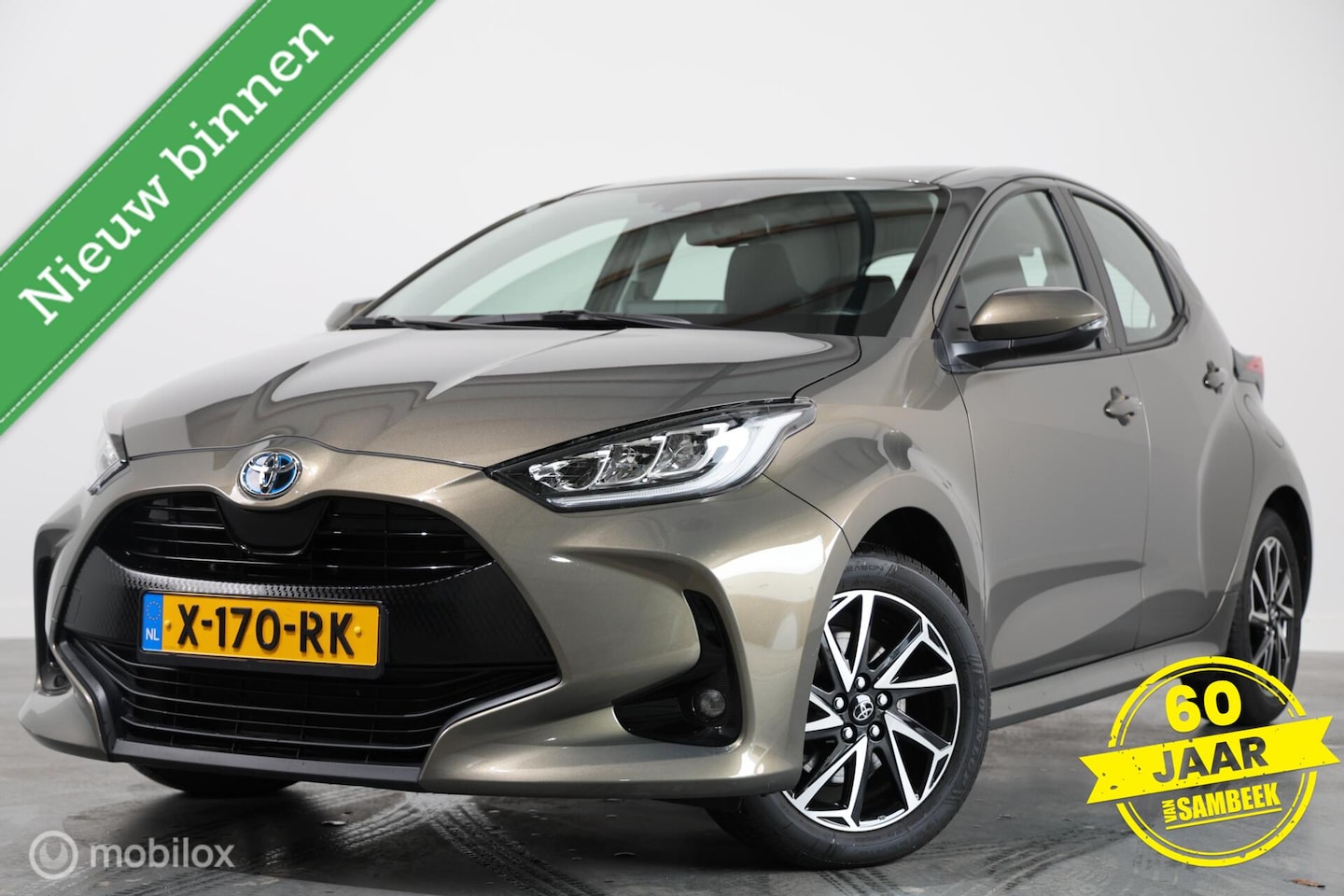 Toyota Yaris - 1.5 Hybrid Dynamic - Afn. Trekhaak - Stoelverwarming - Camera - Adaptieve Cruise Control - AutoWereld.nl