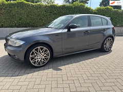 BMW 1-serie - 116i Executive Rijd super Motorisch top