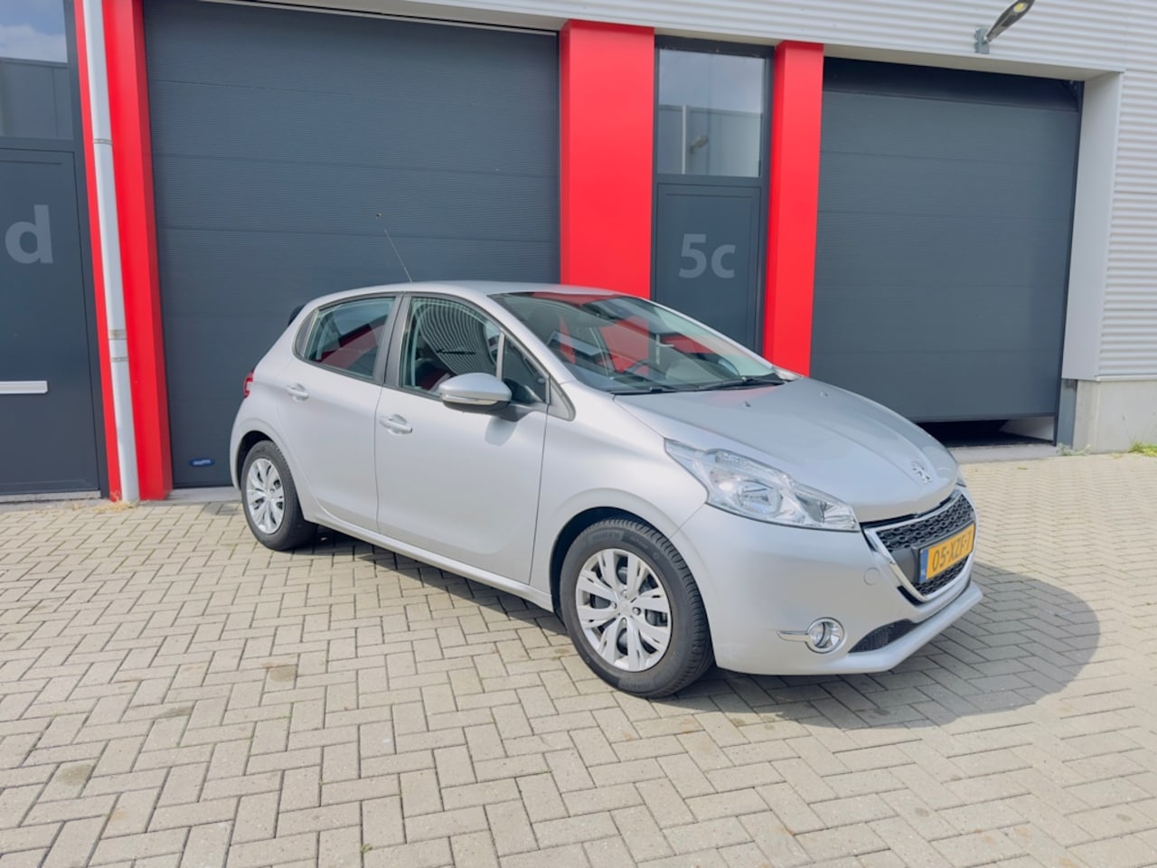 Peugeot 208 - 1.2 VTi Access 1e EIG , Dealer Ond.