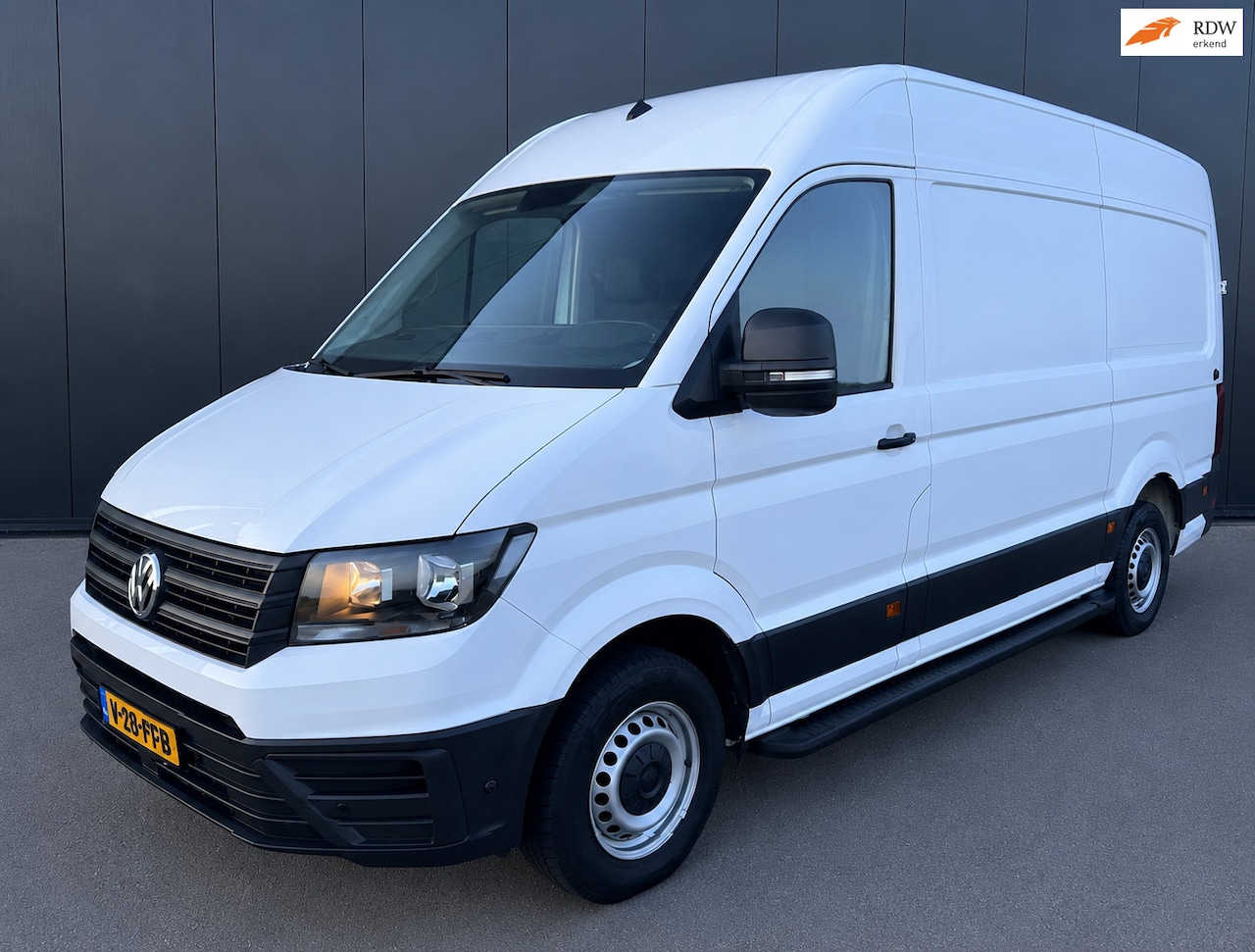 Volkswagen Crafter - 2.0 TDI L3H3 AUTOMAAT CRUISE CONTROL CAMERA PDC - AutoWereld.nl