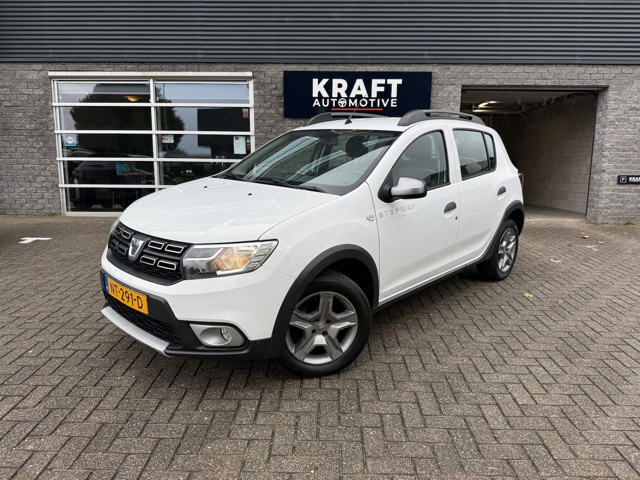 Dacia Sandero Stepway - 0.9 TCe Bi-Fuel SL (G3) | NAP | Cruise | Bluetooth | PDC | 5 Deurs | - AutoWereld.nl