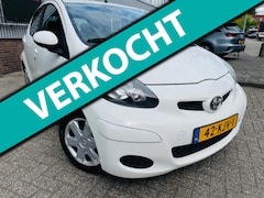 Toyota Aygo - 1.0-12V Comfort 5 DEURS AIRCO CV ELECTR RAMEN