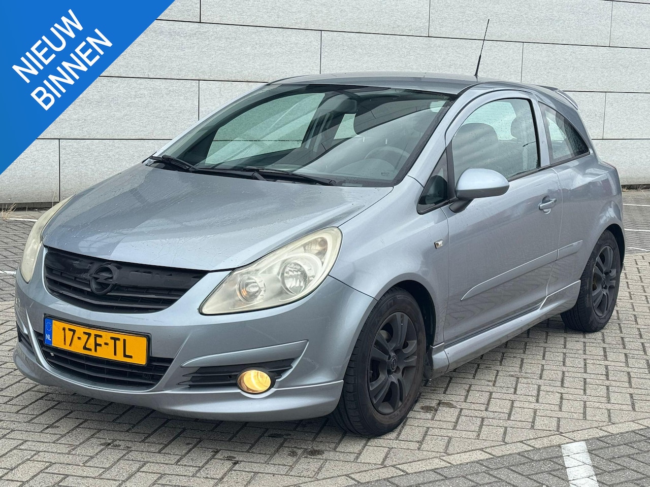 Opel Corsa - 1.4-16V Enjoy NAP/AIRCO/CRUISE - AutoWereld.nl