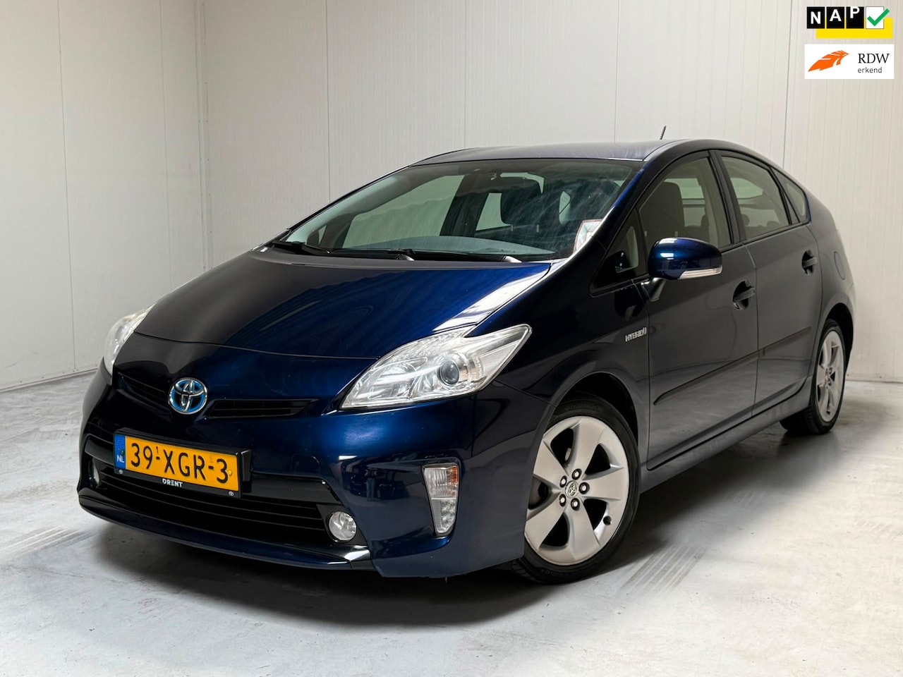 Toyota Prius - 1.8 Business 1.8 Business - AutoWereld.nl