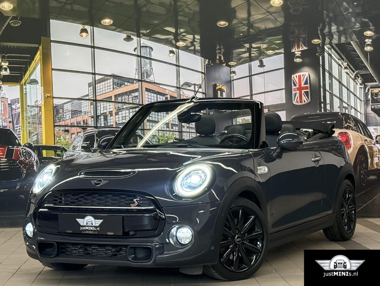 MINI Cabrio - 2.0 COOPER S AUTO facelift LEDER AD CRUISE HARM KARDON - AutoWereld.nl