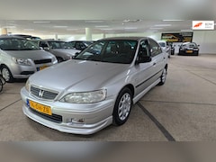Honda Accord - 1.8i LS automaat Airco]