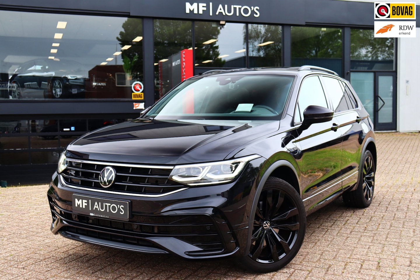Volkswagen Tiguan - 1.4 TSI eHybrid R-Line Business+|Pano|HUD|ACC|DCC|Trekhaak - AutoWereld.nl