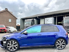 Volkswagen Golf - 1.5 TSI is 150pk aut + f1 R-Line 5drs - pano - virtual - 19 inch - keyless - front + line