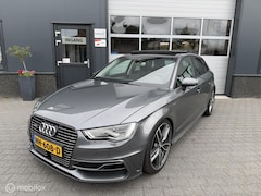 Audi A3 Sportback - 1.4 e-tron PHEV Pro Line plus / Pano