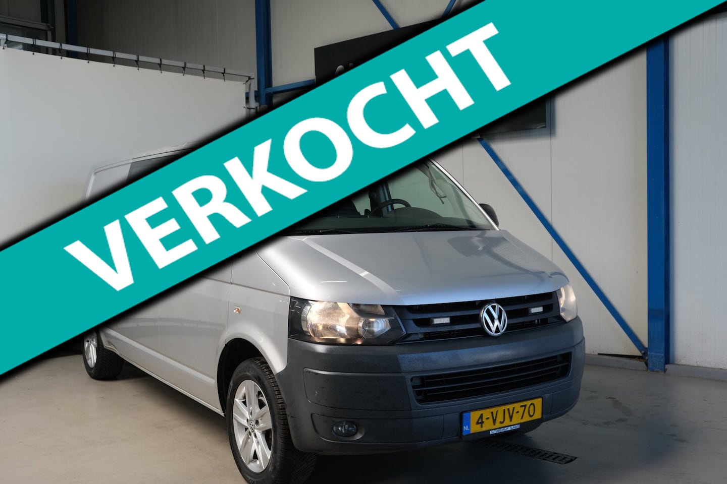 Volkswagen Transporter - 2.0 TDI L2H1 DC 2.0 TDI L2H1 140 pk DC - AutoWereld.nl