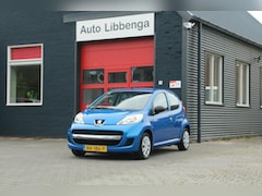 Peugeot 107 - 1.0-12V XR STUURBEKR. / RADIO-CD / METALLIC LAK / APK TOT JULI 2027