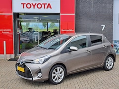 Toyota Yaris - 1.5 Hybrid Dynamic LM VELGEN CAMERA MISTLAMPEN CRUISE