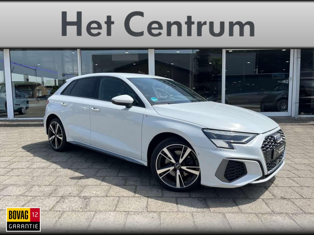 Audi A3 Sportback - 40 TFSI e Business edition head-up - Matrix Led - 18" - camera - el verst. stoelen - AutoWereld.nl