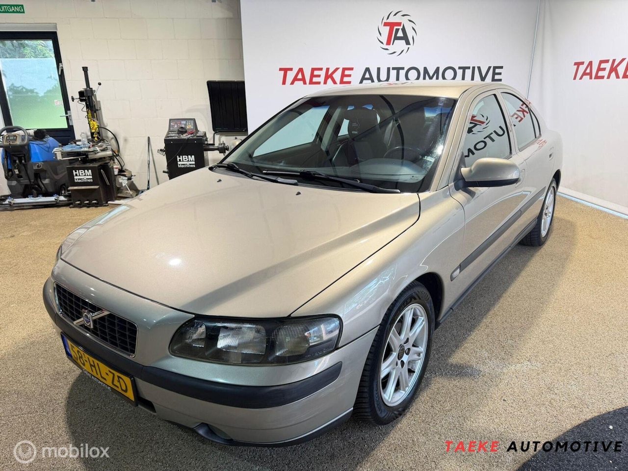 Volvo S60 - 2.4 CRUISE/AIRCO/NAP/APK - AutoWereld.nl