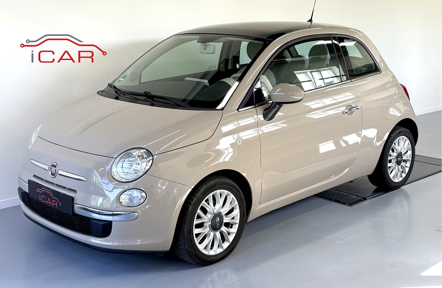 Fiat 500 - 0.9 TwinAir Cappuccino-Panorama-Gratis Carplay - AutoWereld.nl