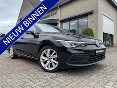 Volkswagen Golf - 5DRS 1.0 eTSI Automaat Life Business Carplay / Full LED / Digi-dash
